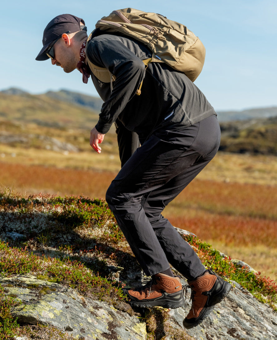 Men's Targhee IV Waterproof Hiking Boot Sea Turtle/Roasted Pecan / Keen / Sea Turtle/Roasted Pecan