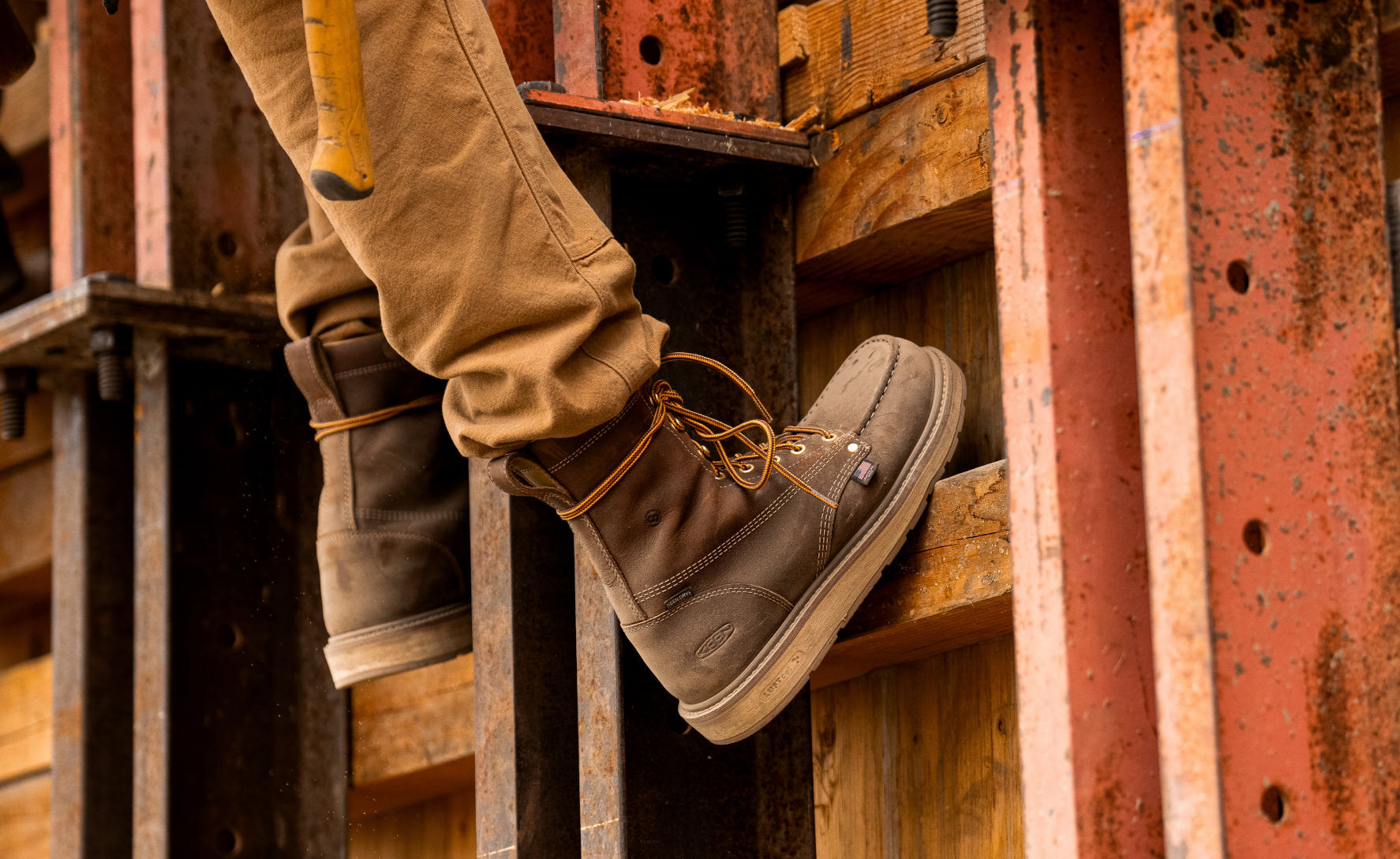 Men's Liberty 8" Waterproof Boot (Carbon Toe) Chestnut/Gum / Keen / Chestnut/Gum
