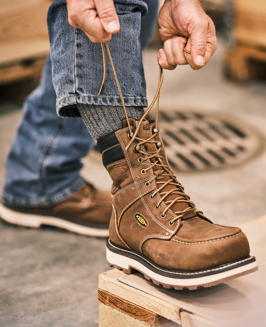 Men's Cincinnati 8" Waterproof 90° Heel Boot (Carbon Toe) Belgian/Sandshell / Keen / Belgian/Sandshell