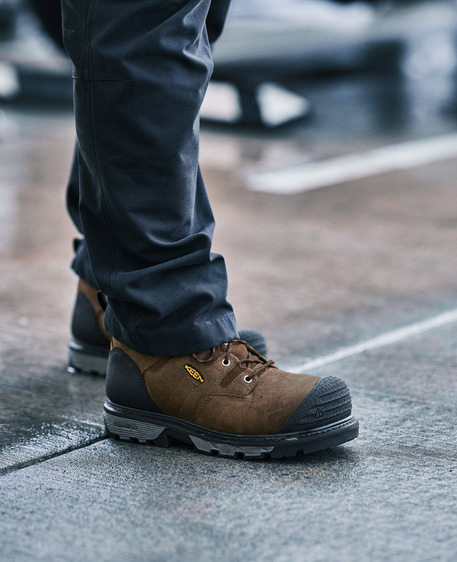 Men's Camden 8" Insulated Waterproof Boot (Carbon Toe) Leather Brown/Black / Keen / Leather Brown/Black