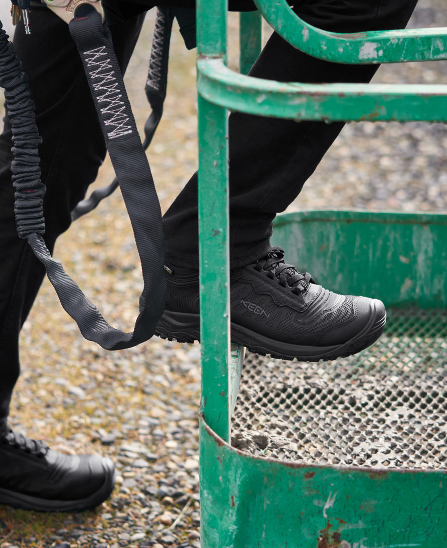 Men's Reno Waterproof Mid (Soft Toe) Black/Black / Keen / Black/Black