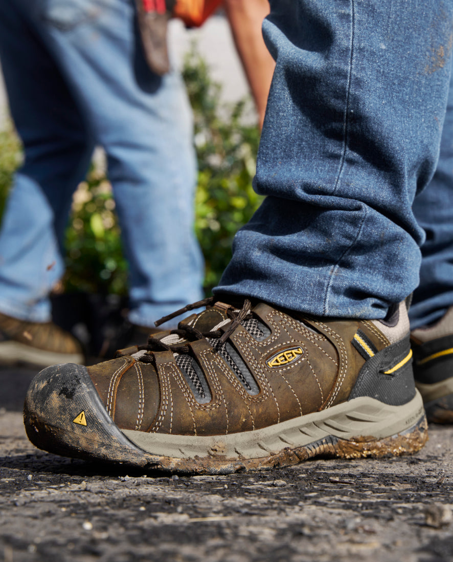 Men's Flint II (Soft Toe) Cascade Brown/Golden Rod / Keen / Cascade Brown/Golden Rod