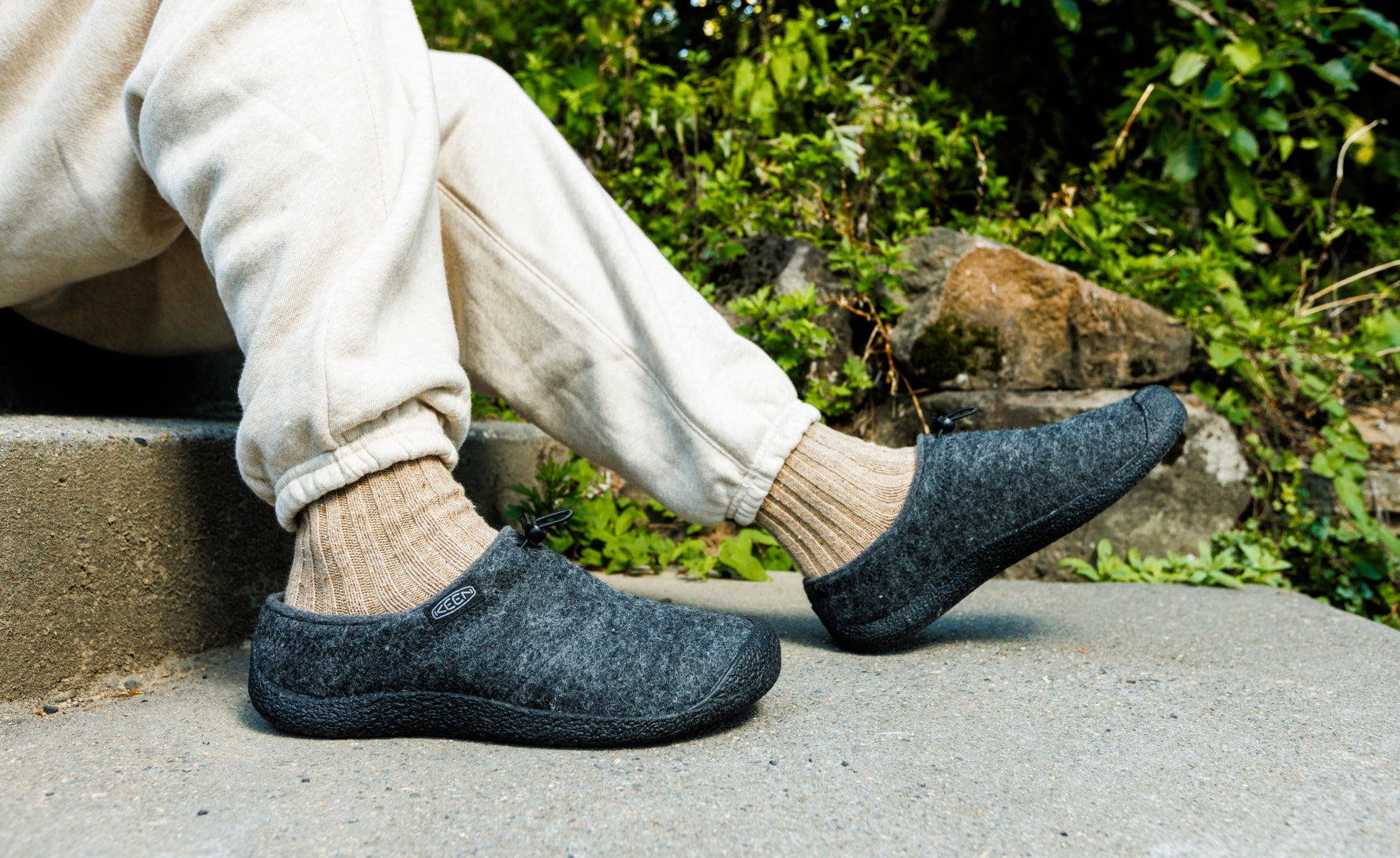 Men's Howser III Slide Charcoal Grey Felt/Black / Keen / Charcoal Grey Felt/Black