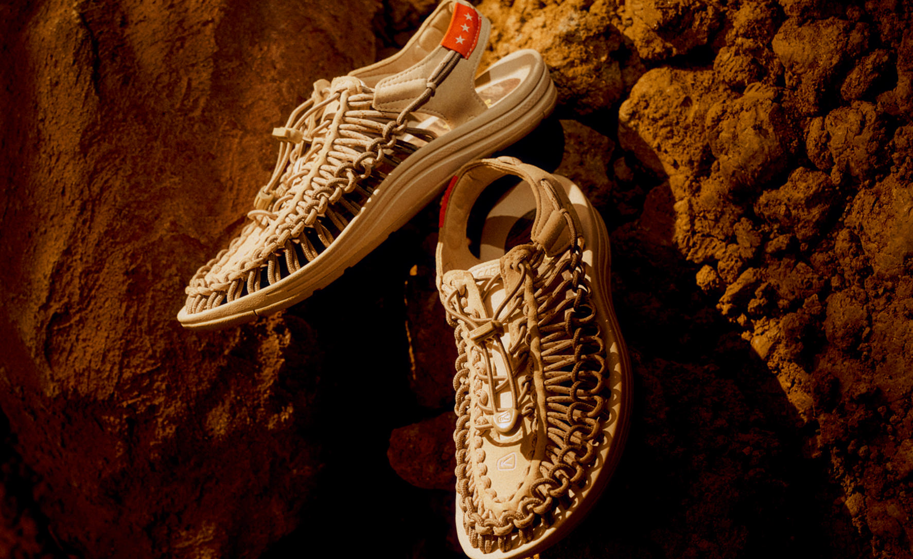 All Gender UNEEK Carnival Sneaker Carnival Safari / Keen / Carnival Safari