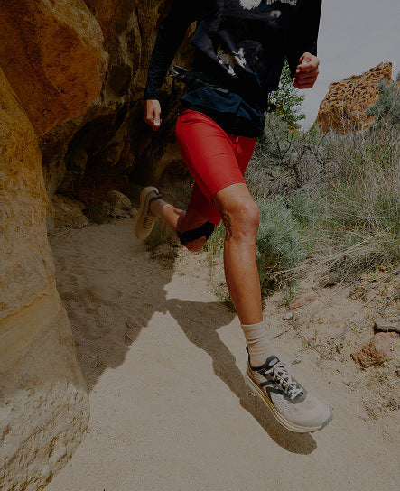 Men's Seek Trail Running Shoe Black/Sunset Sand / Keen / Black/Sunset Sand