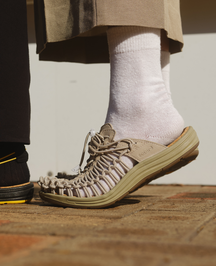 All Gender UNEEK II Convertible Safari/Cornstalk / Keen / Safari/Cornstalk