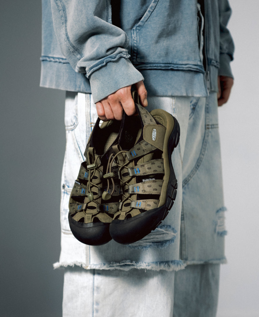 Men's Newport Retro Sandal x Études Studio Etudes Olive / Keen / Etudes Olive
