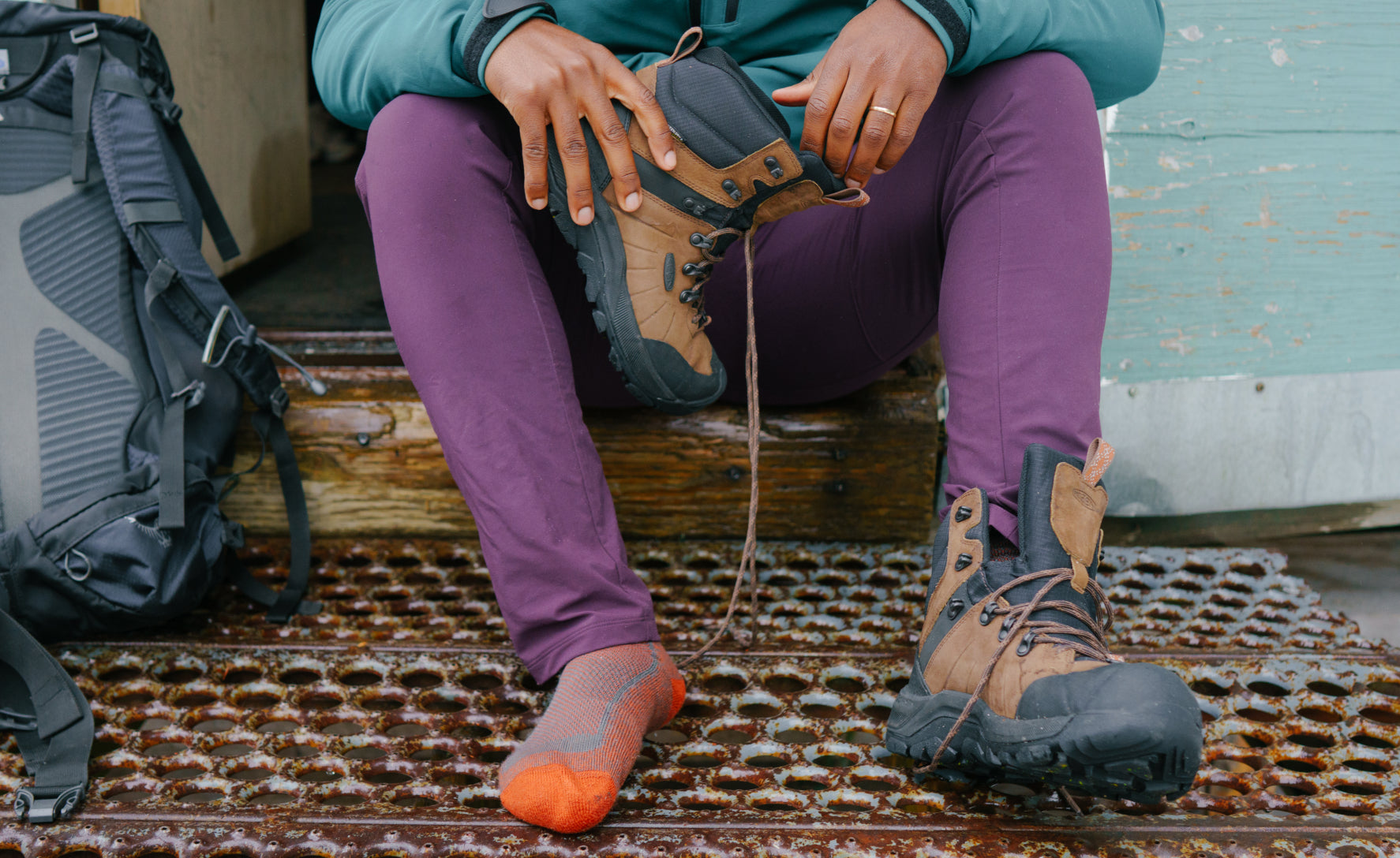 Men's Revel IV Polar Waterproof Boot Black/Lemon Curry / Keen / Black/Lemon Curry