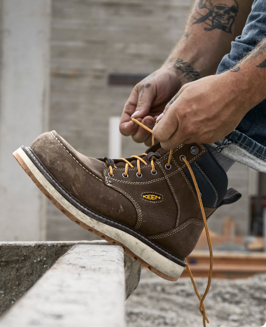 Men's Cincinnati 6" Waterproof Boot (Carbon Toe) Dark Chocolate/Sandshell / Keen / Dark Chocolate/Sandshell