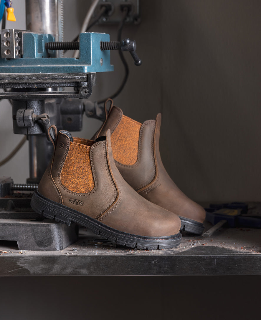 Women's San Jose Chelsea 90° Heel Boot (Aluminum Toe) Cascade Brown/Black / Keen / Cascade Brown/Black
