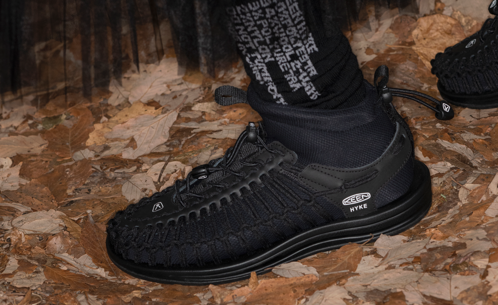 Women's UNEEK High Top x HYKE HYKE Black / Keen / HYKE Black