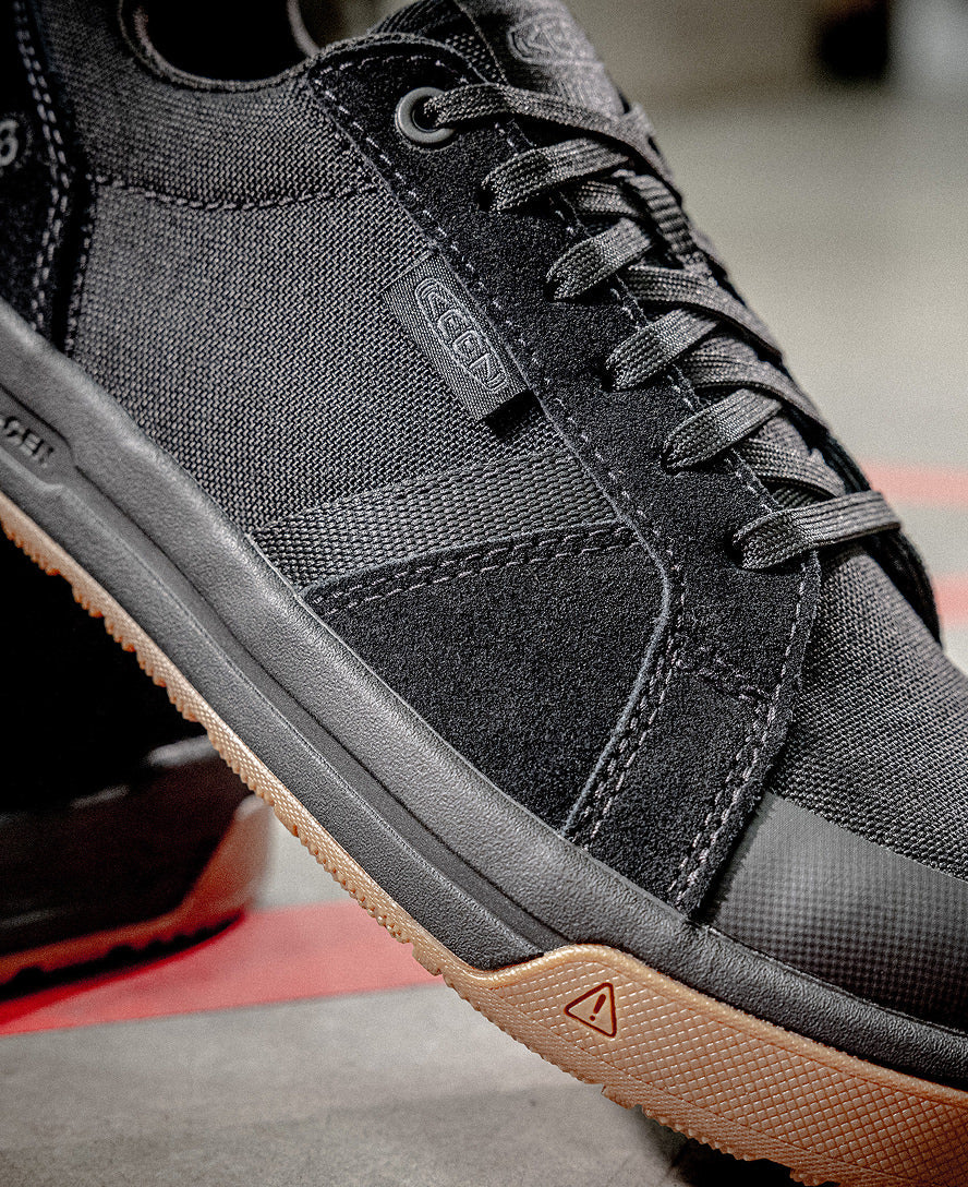 Women's Kenton Work Shoe (Carbon Toe) Black/Gum / Keen / Black/Gum
