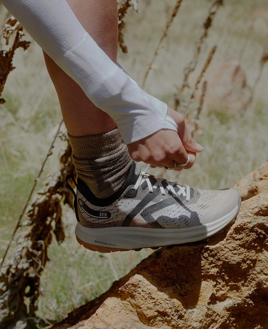 Women's Seek Trail Running Shoe Black/Sunset Sand / Keen / Black/Sunset Sand