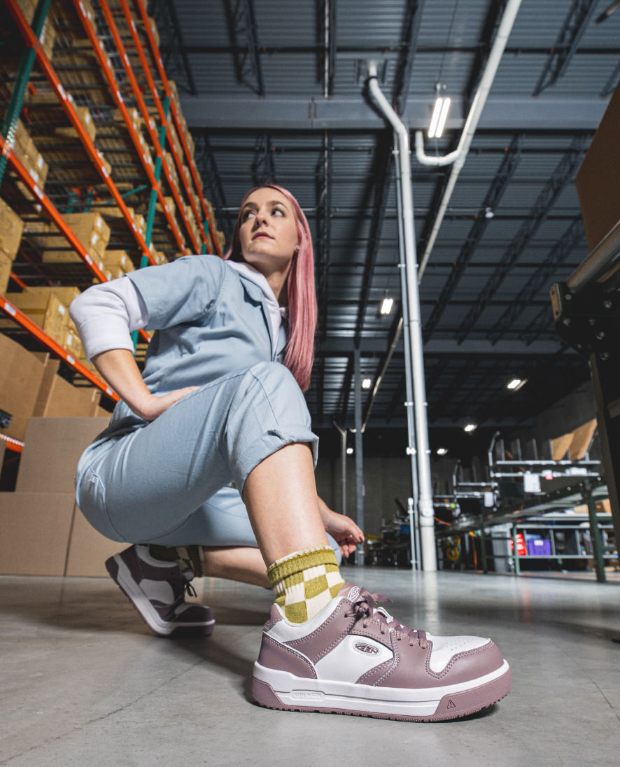 Women's Overton Work Shoe (Carbon Toe) Star White/Black / Keen / Star White/Black