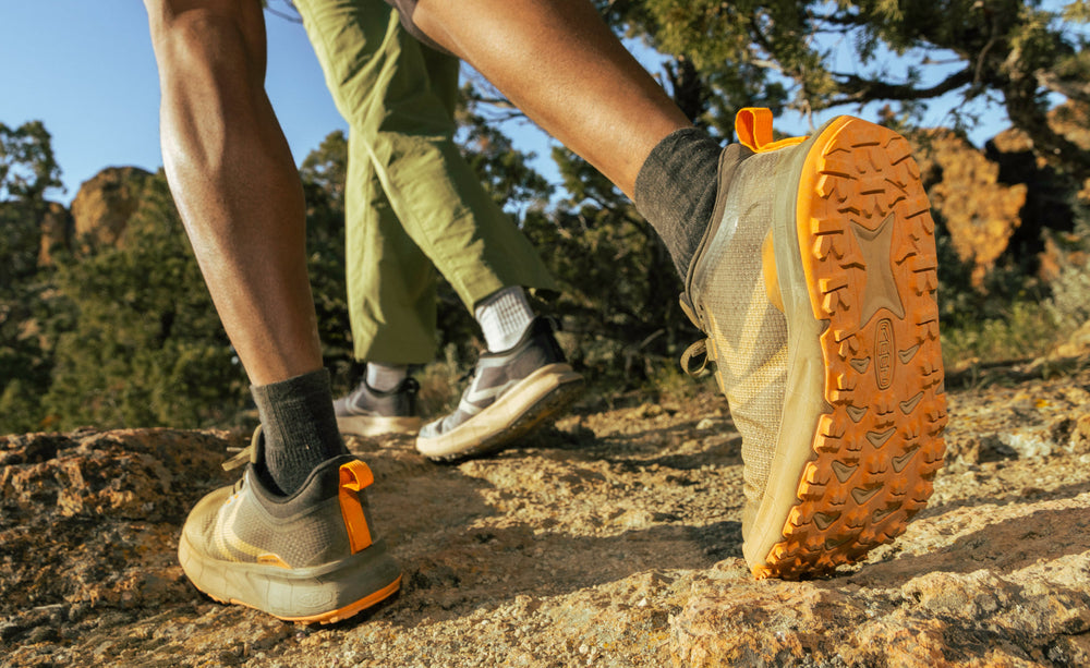 Women's 450 Dirt Hiking Shoe Birch/Nectarine / Keen / Birch/Nectarine