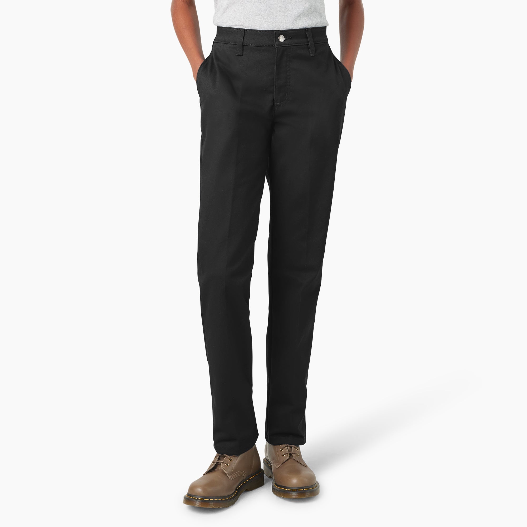 Black (BLK),24