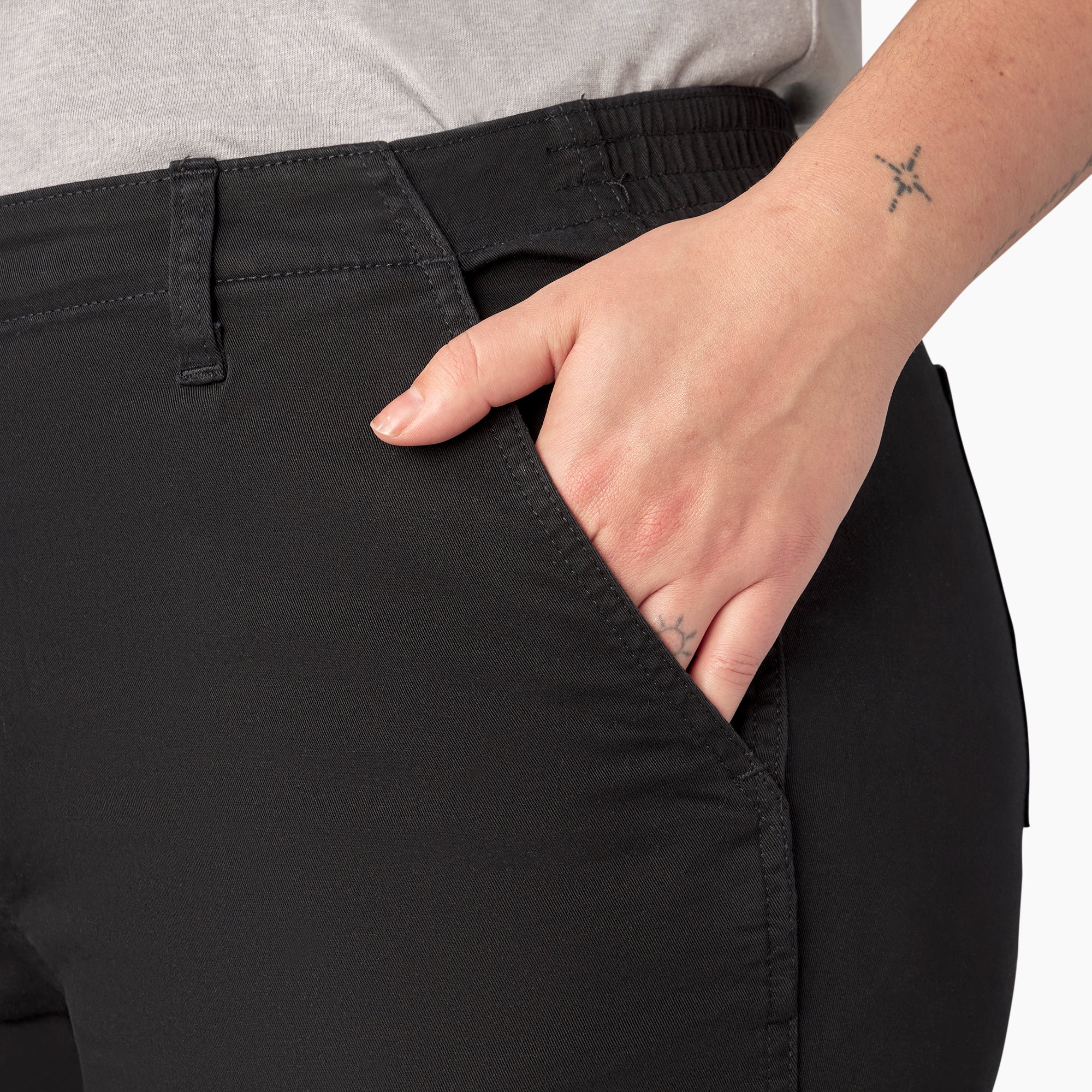 Women's Plus High Rise Fit Cargo Pants - Dickies