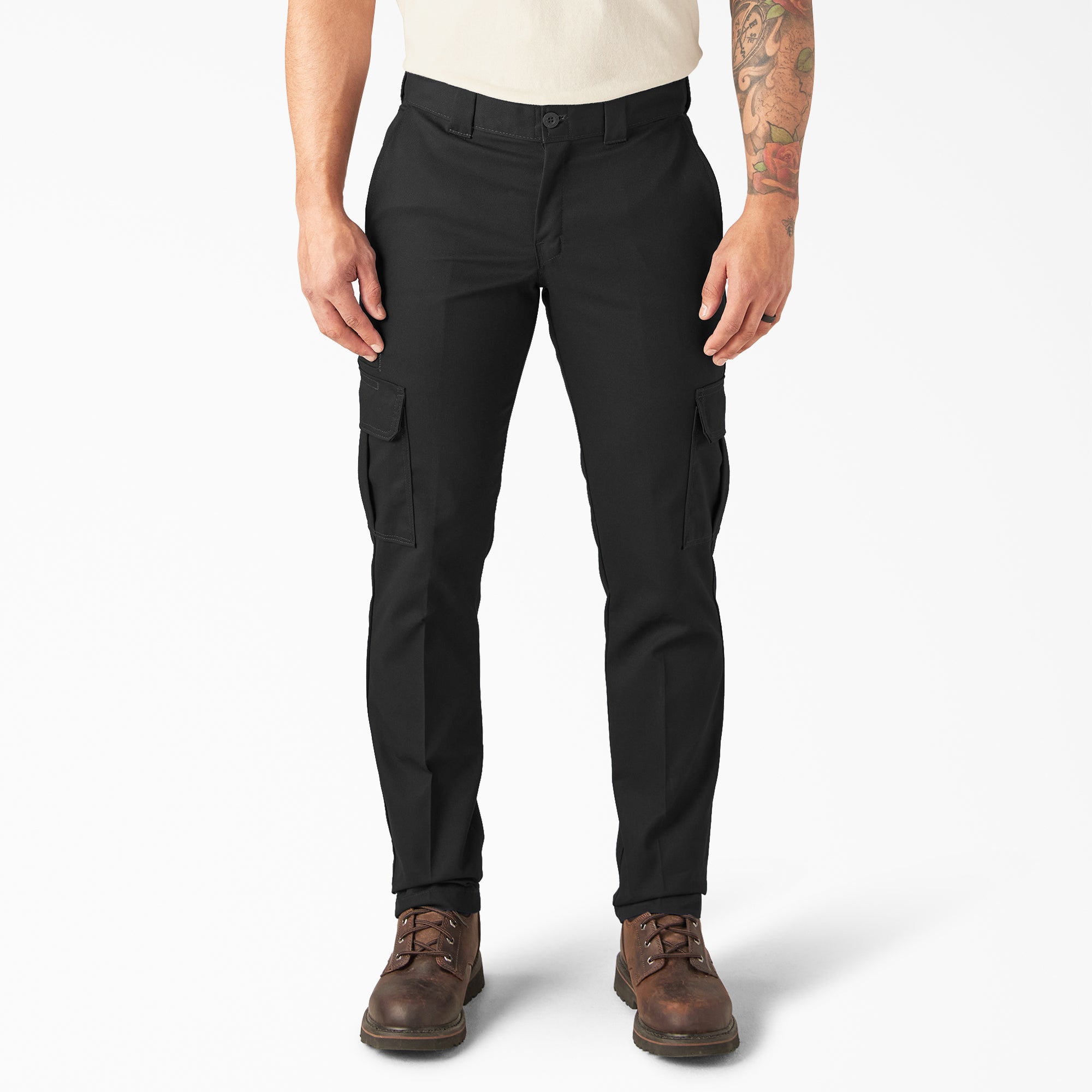 Black (BK),28